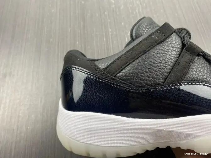 Cheap Low 11 Retro 72-10 AV2187-001 Jordan Air 0427